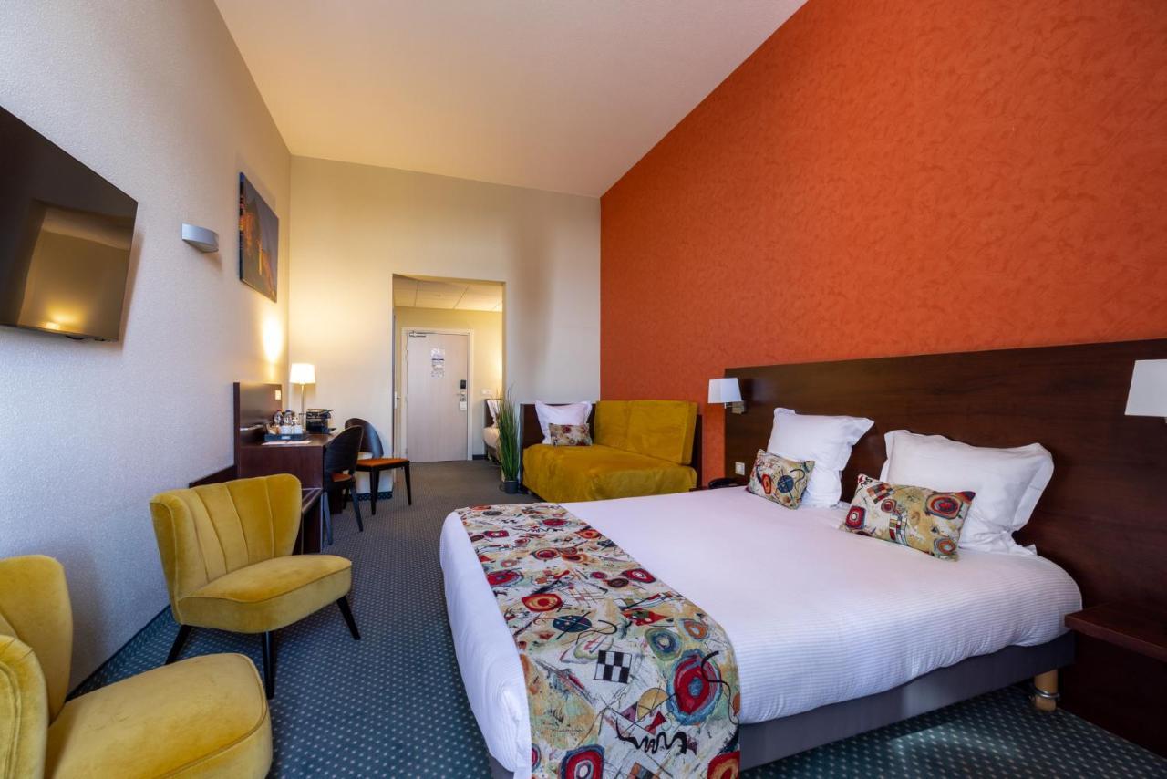 Quadruple Room,1416650844:JPEG