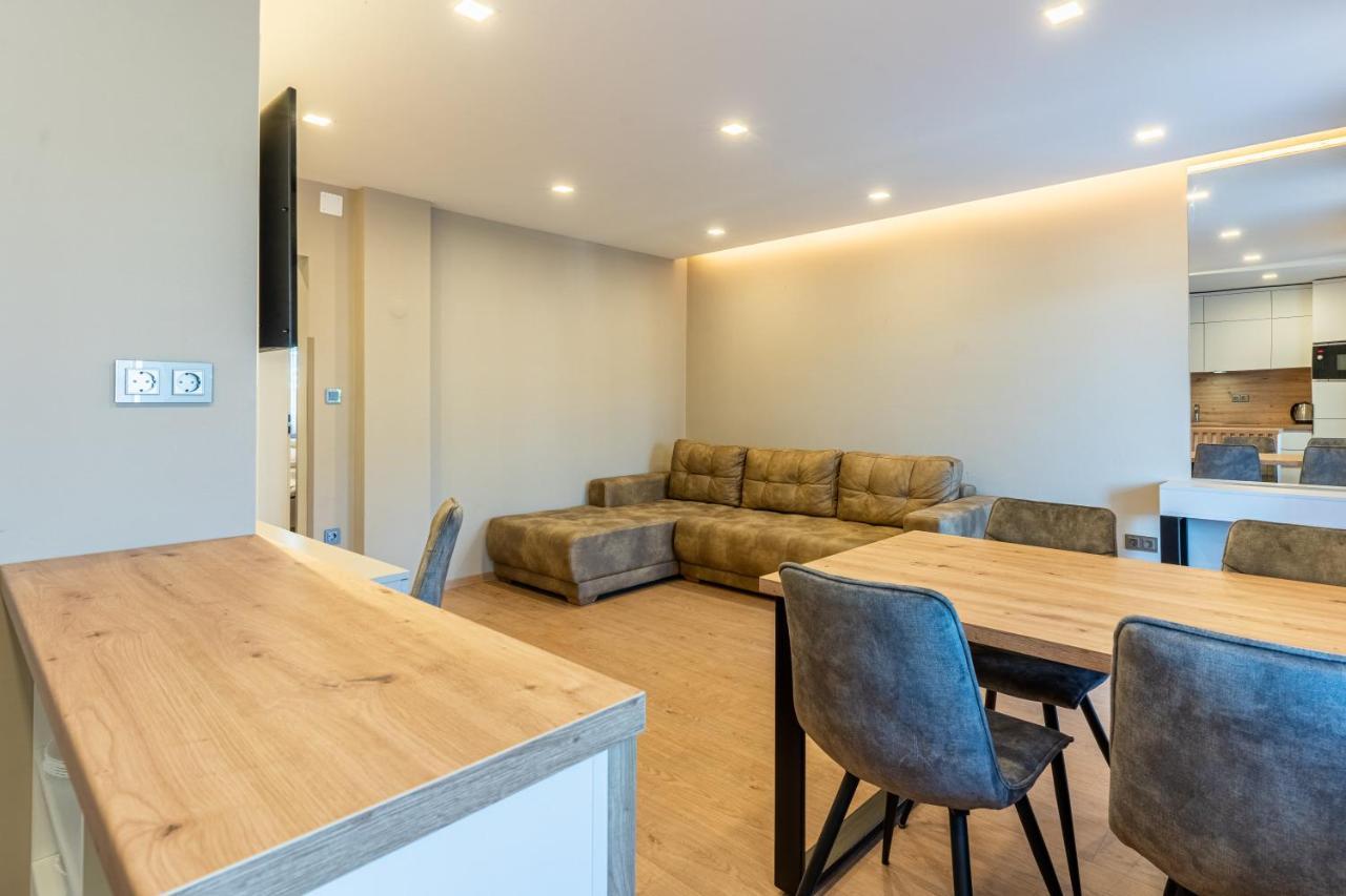Apartment mit 2 Schlafzimmern, Terrasse und Meerblick