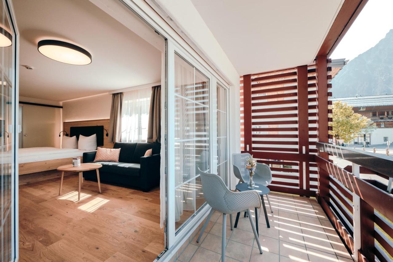 Superior Double Room Balcony,1418683488:JPEG
