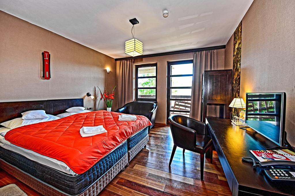 Double or Twin Room with Balcony
