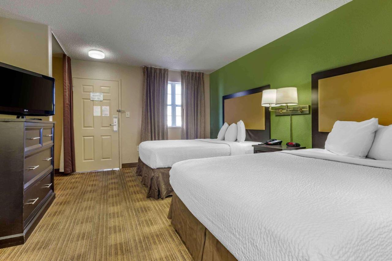 Studio with 2 Double Beds - Non-Smoking