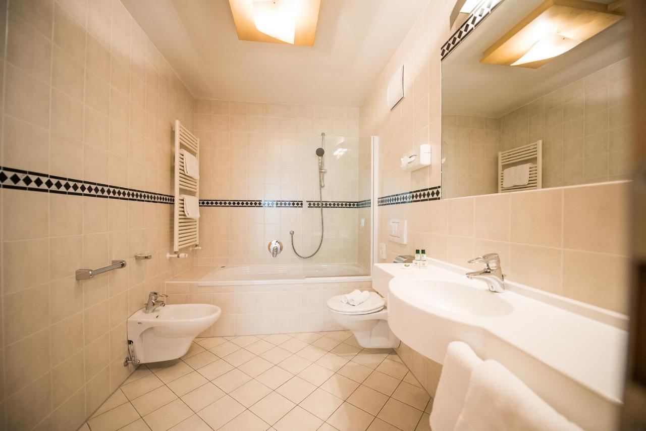 Camera Familiare con Bagno Privato