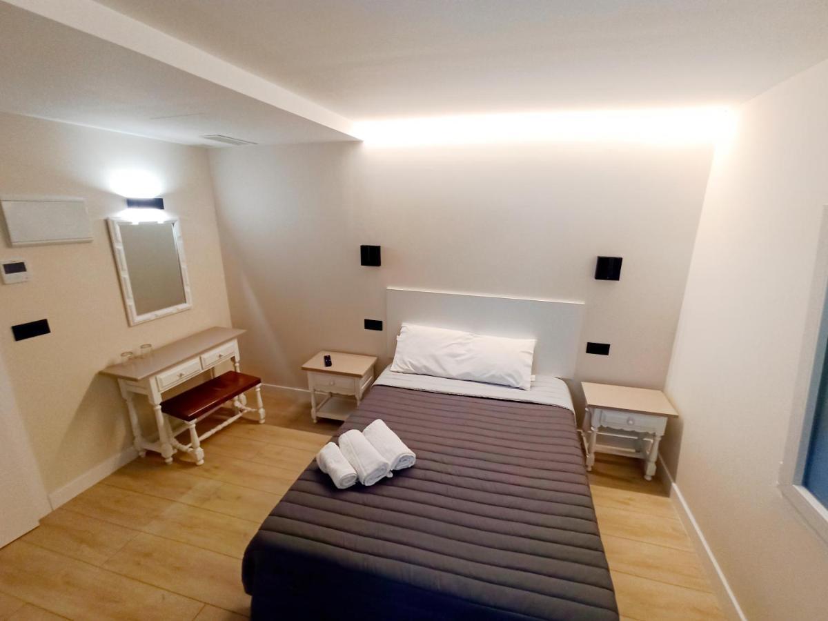 Single Room,1424830203:JPEG