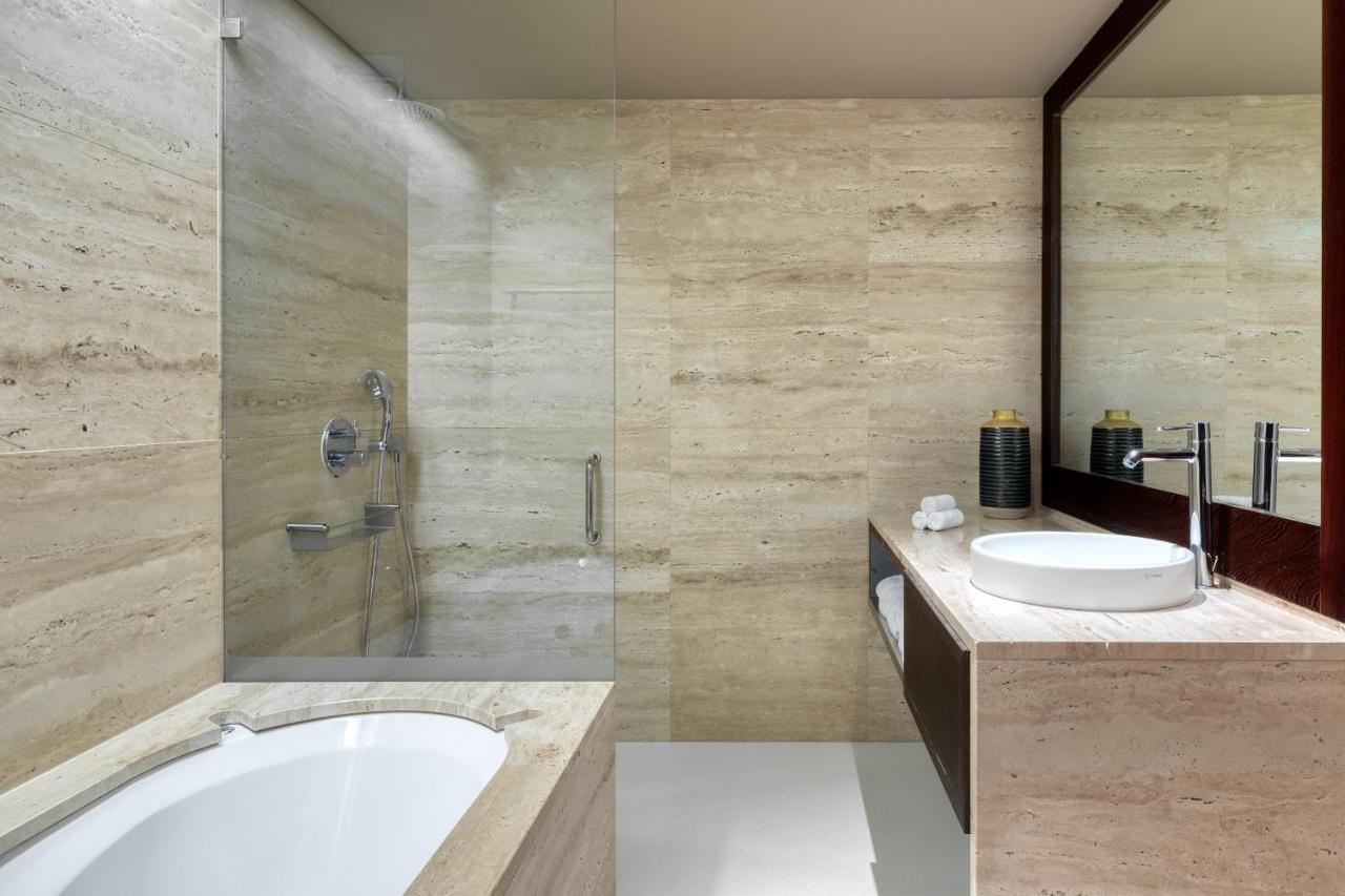 Absolute Family Suite