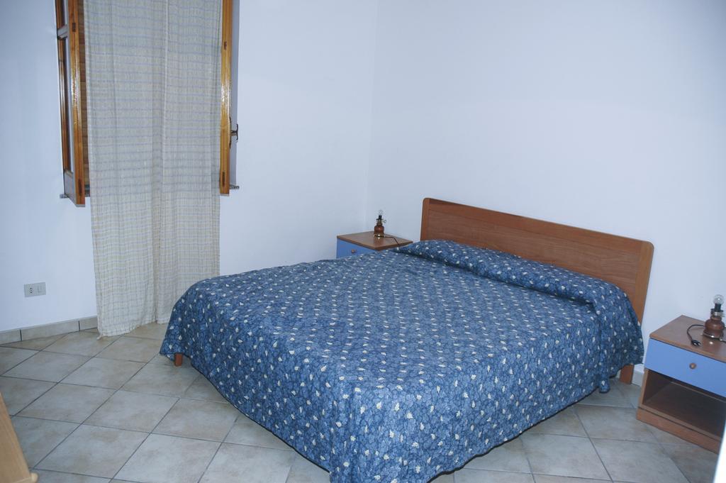 One-Bedroom Apartment,142810011:JPEG