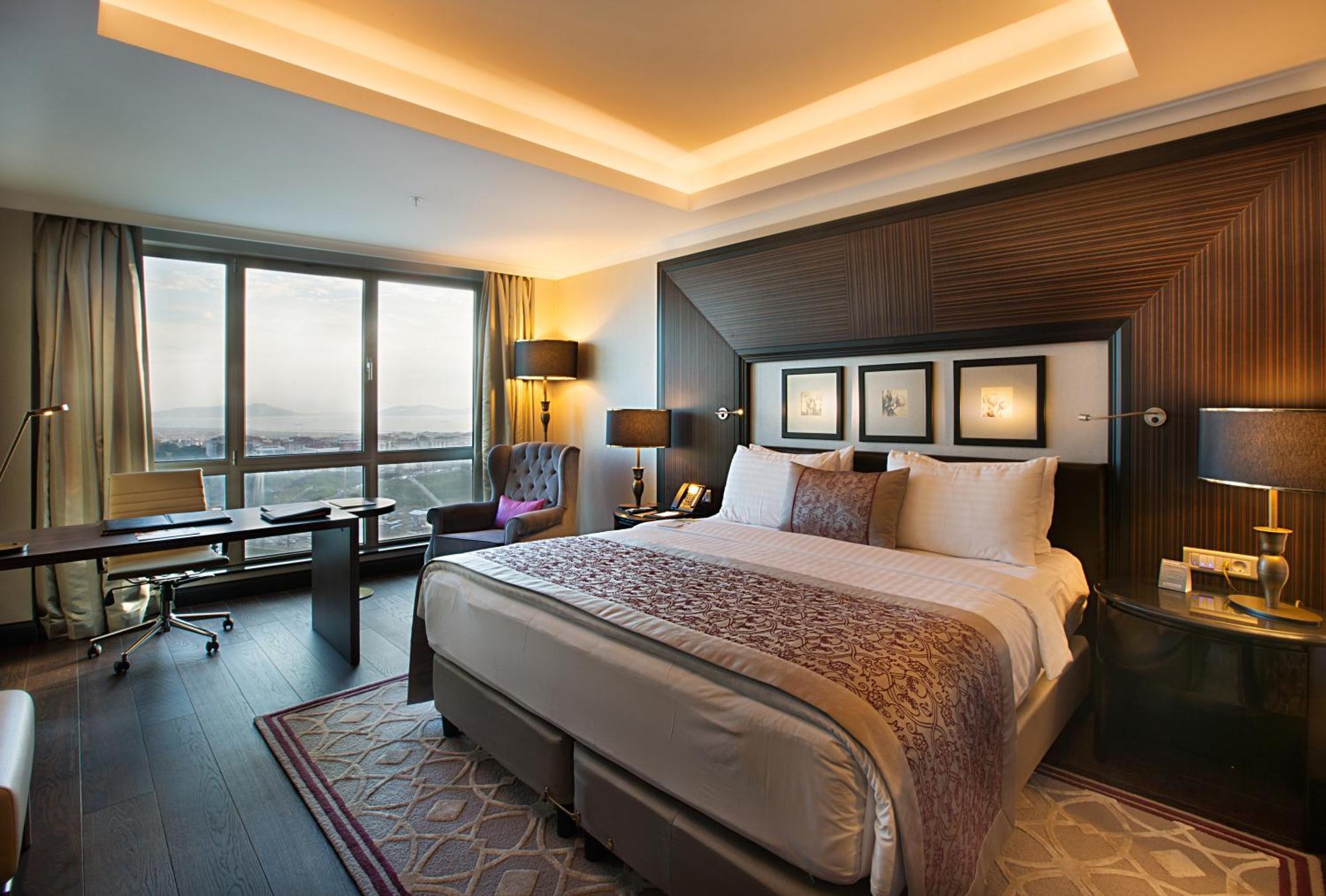 Executive Room Prince's Islands View Lounge Access