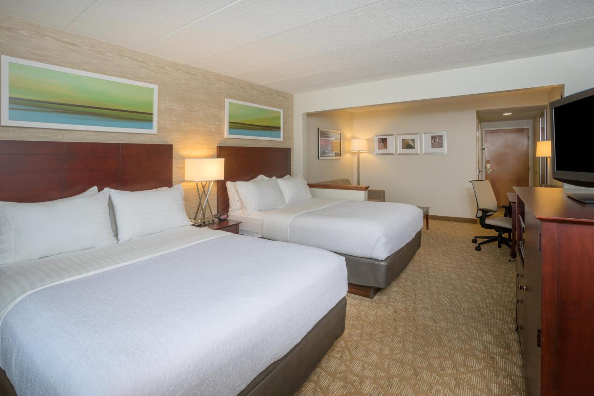 Standard Room with Two Queen Beds
