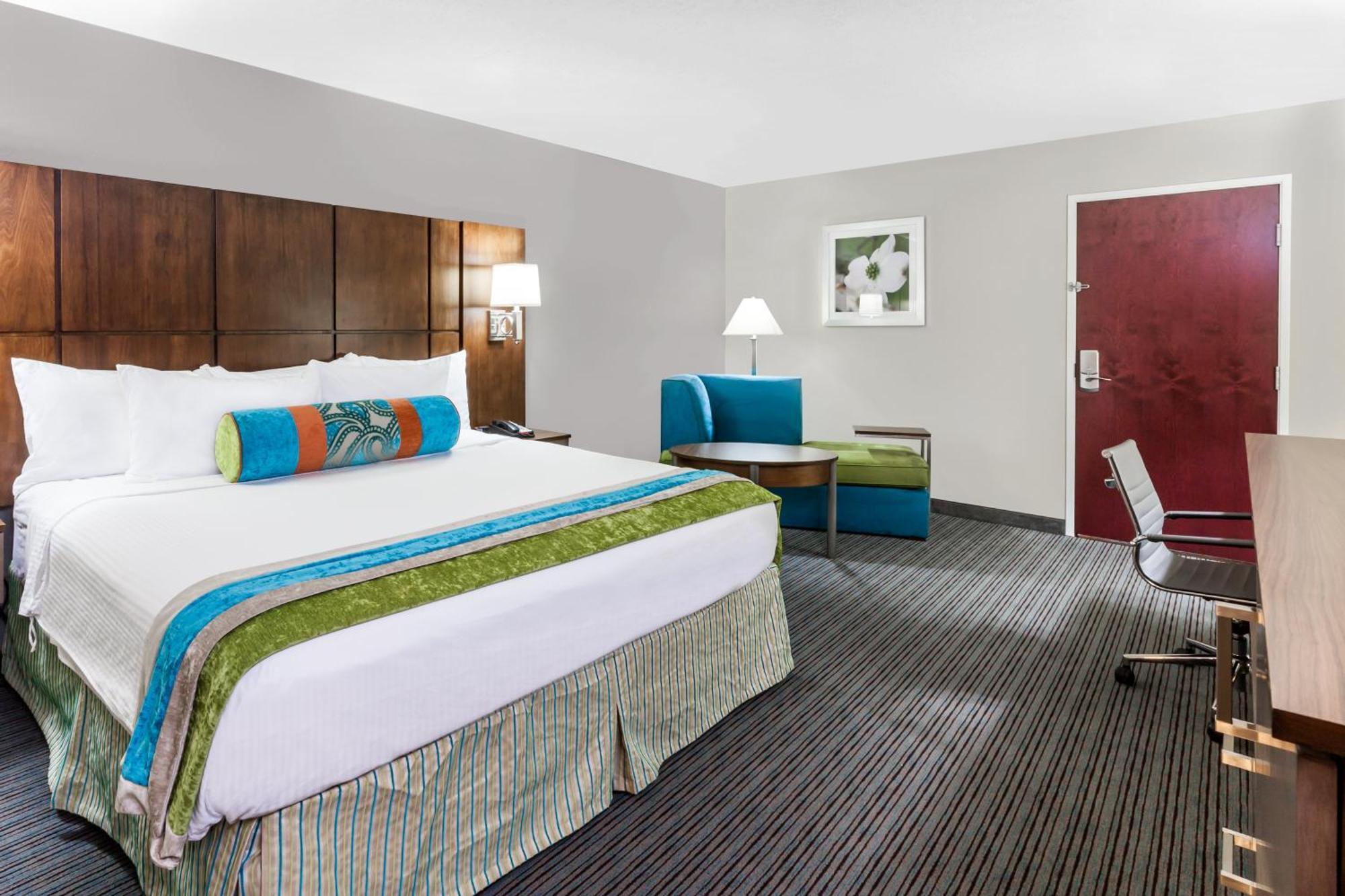 Standard King Room