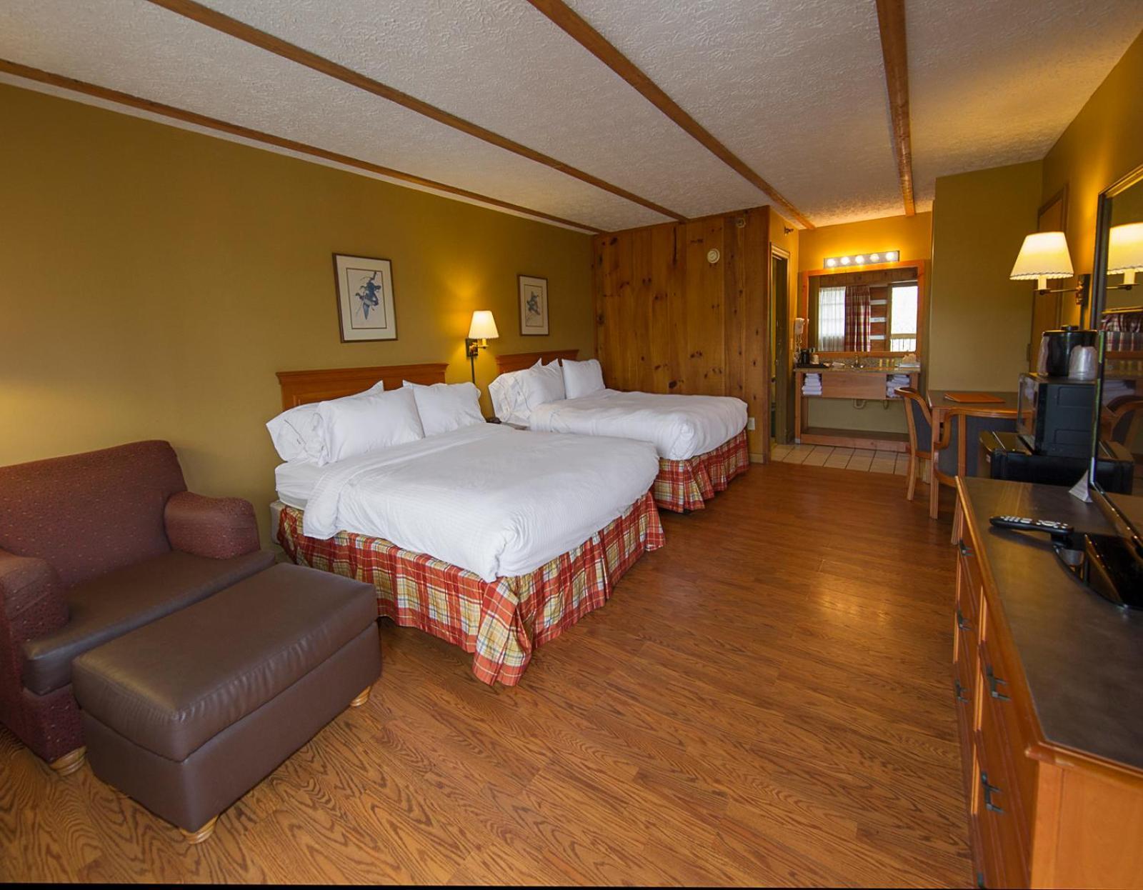 Chambre avec 2 Grands Lits Queen-Size