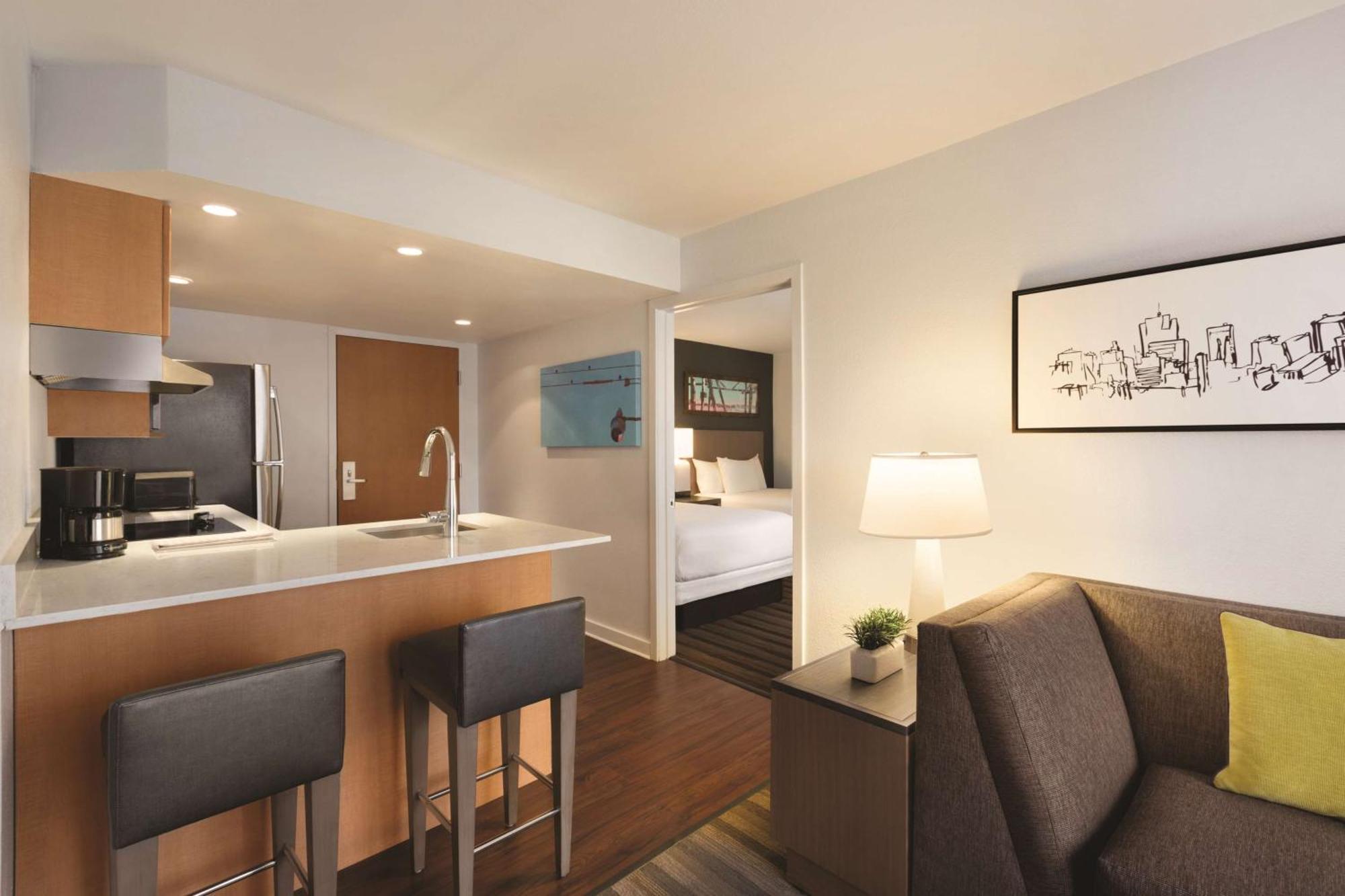 Studio Suite Two Double Beds