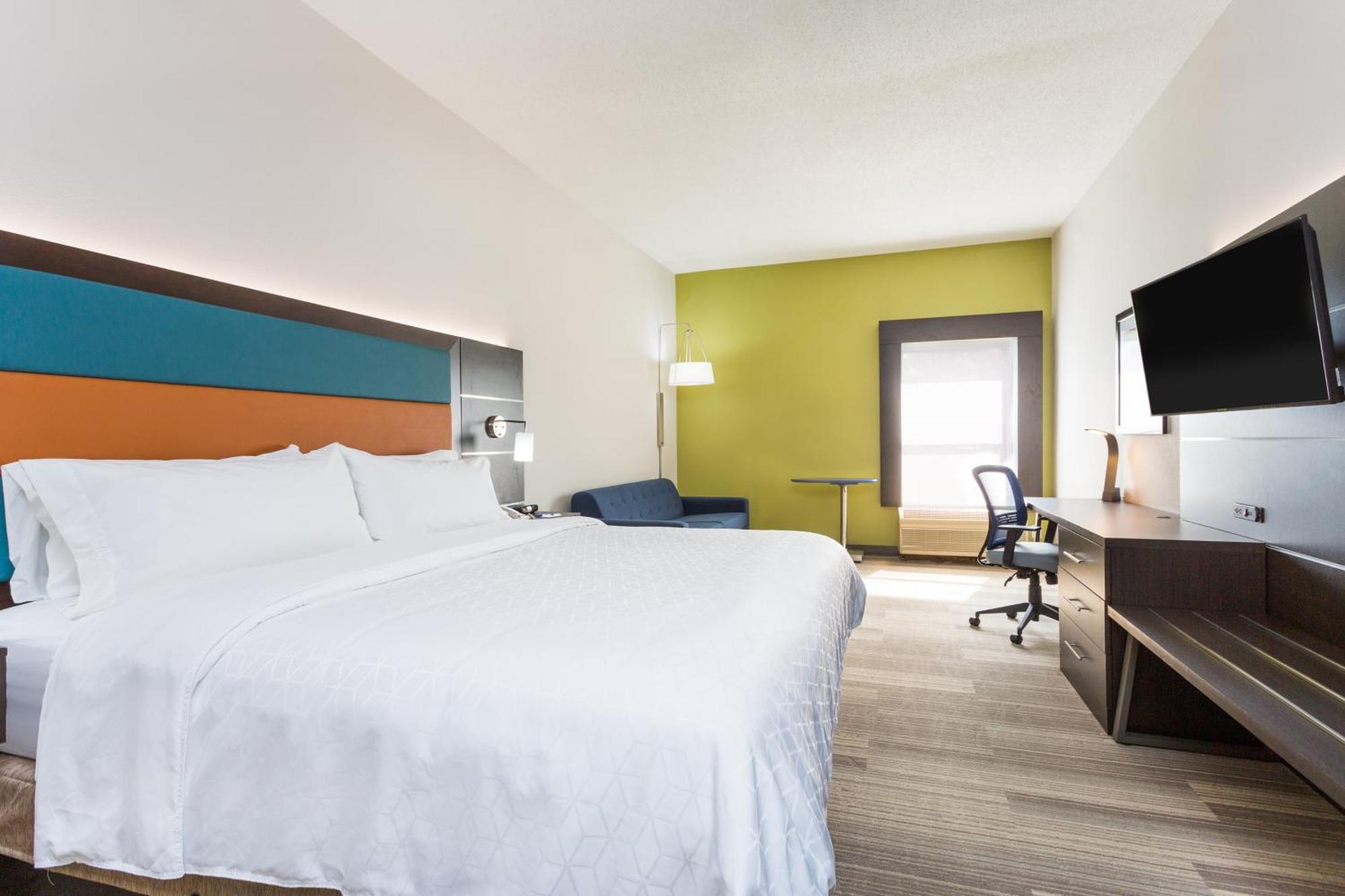 King Suite with Sofa Bed