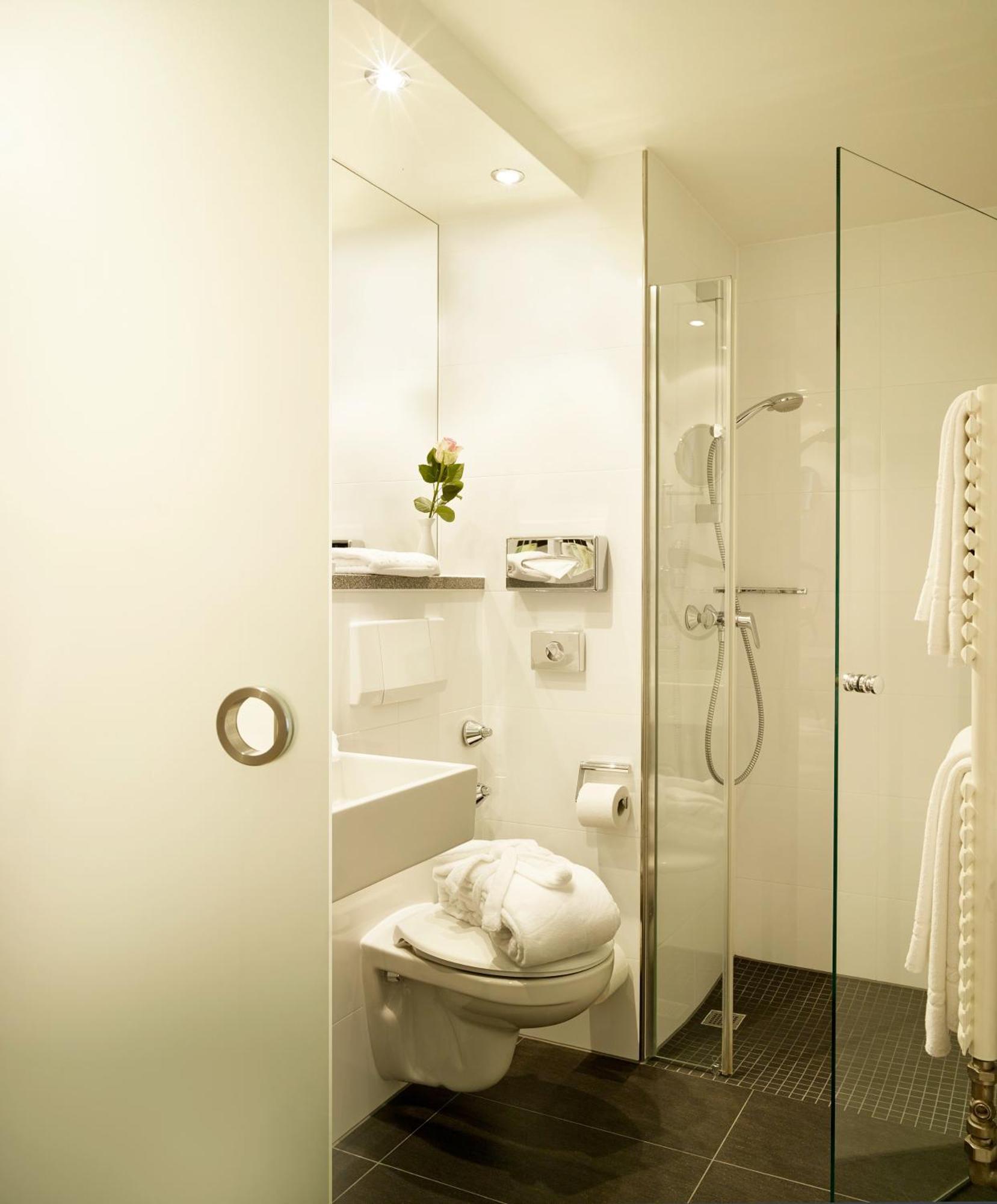 Double Room,998566041:JPEG