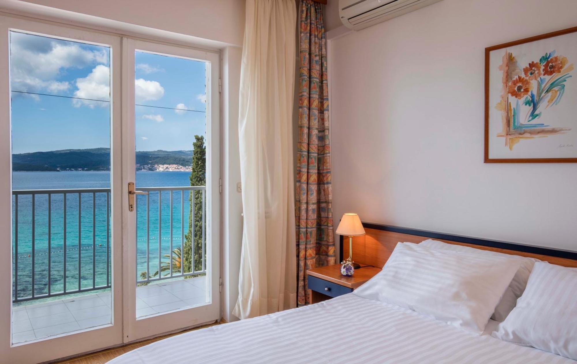 Superior Double Room Balcony Sea View Extra Bed,1689829197:JPEG