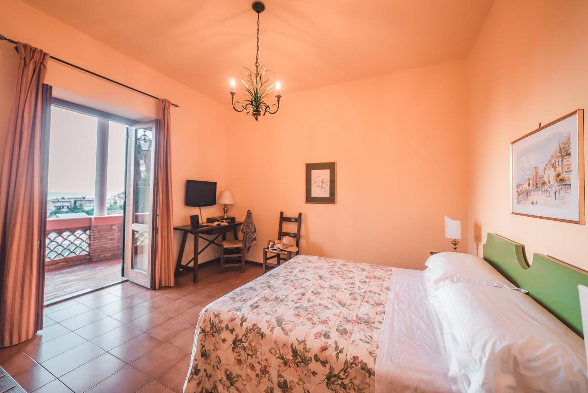 Superior Double or Twin Room Sea View