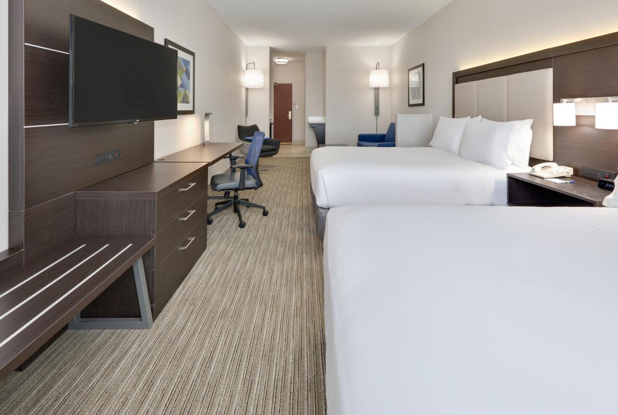 Suite with Two Queen Beds