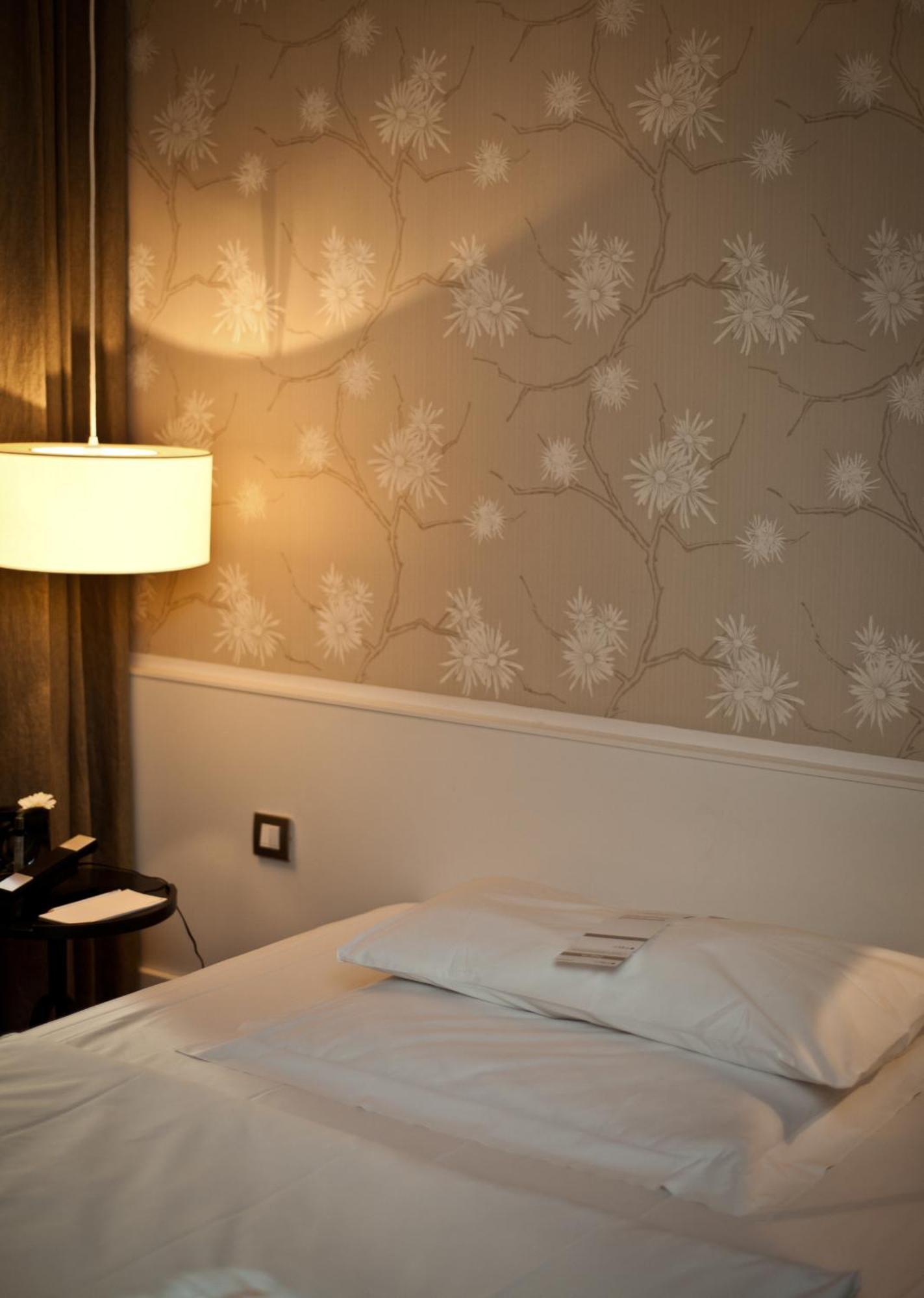 Small Single Room