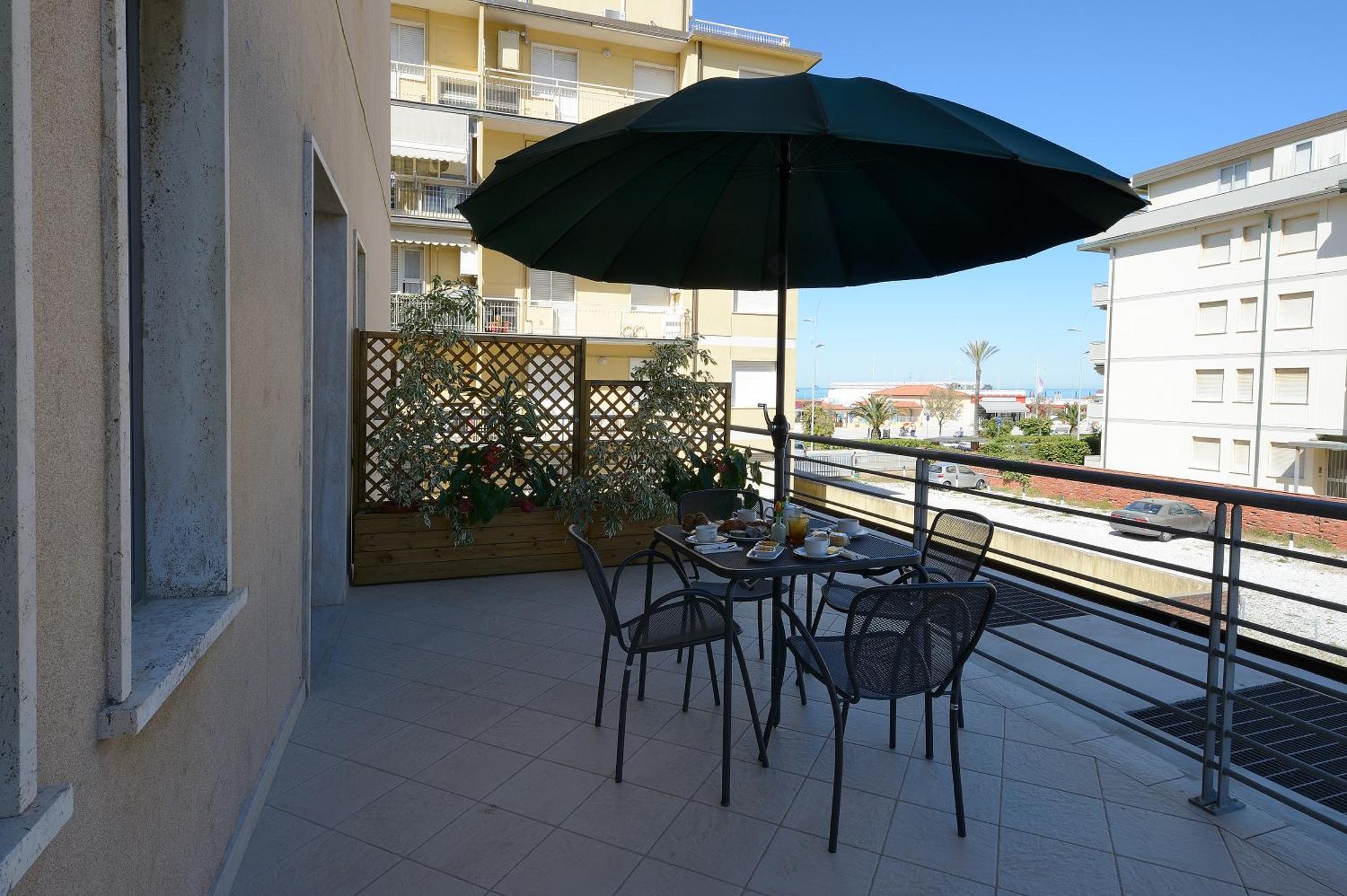 Appartamento con 1 Camera da Letto e Terrazza (4 Adulti)