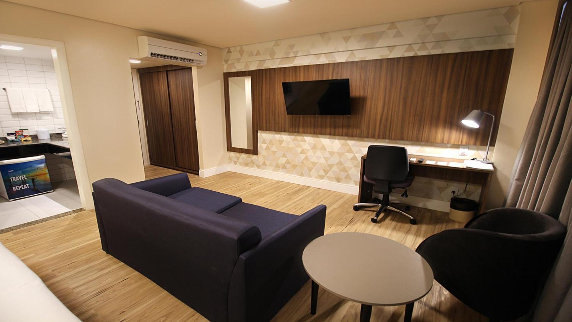 Quarto King com Vista Mar Lateral - Não Fumador