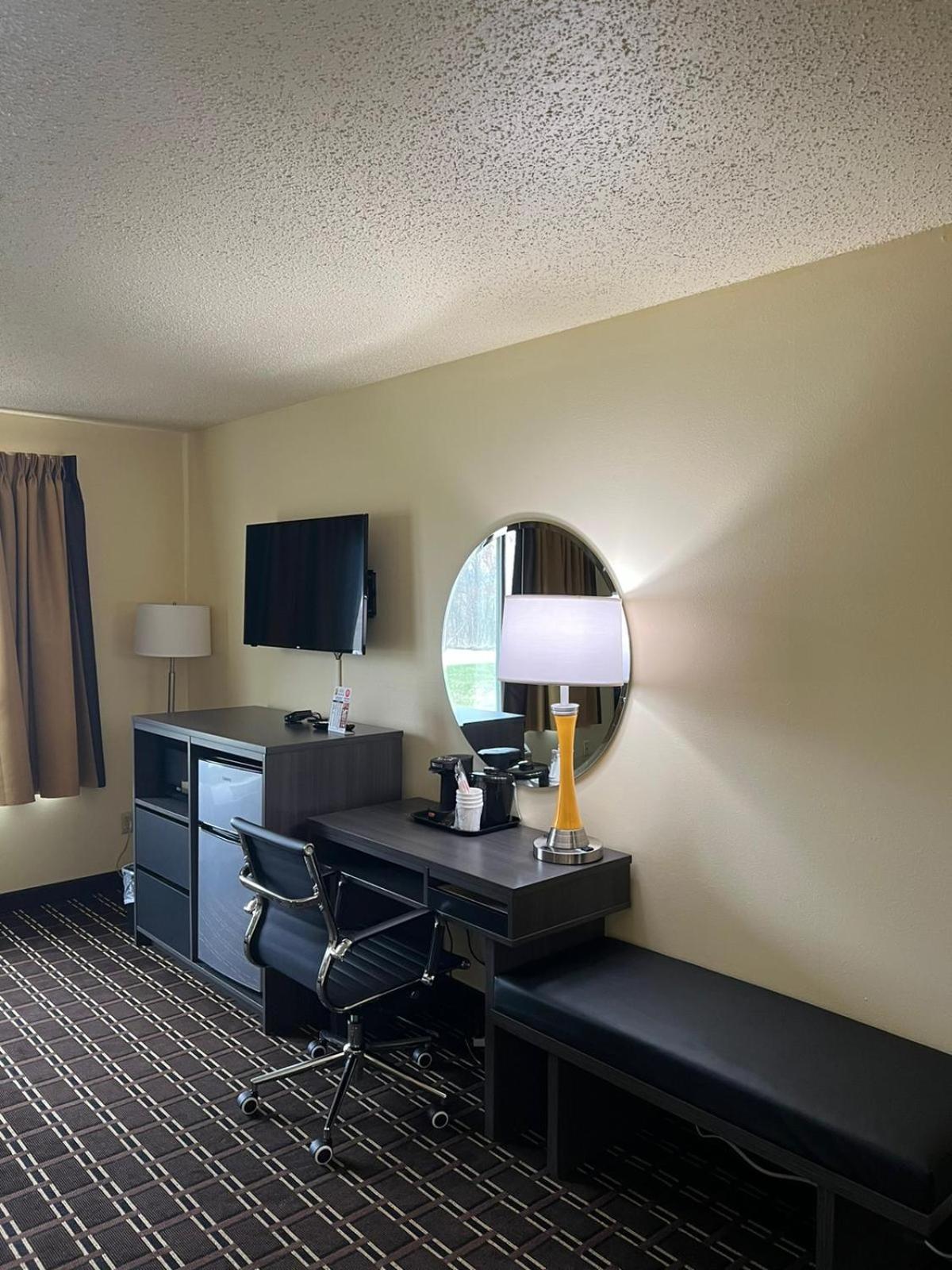 King Studio Suite Non-Smoking