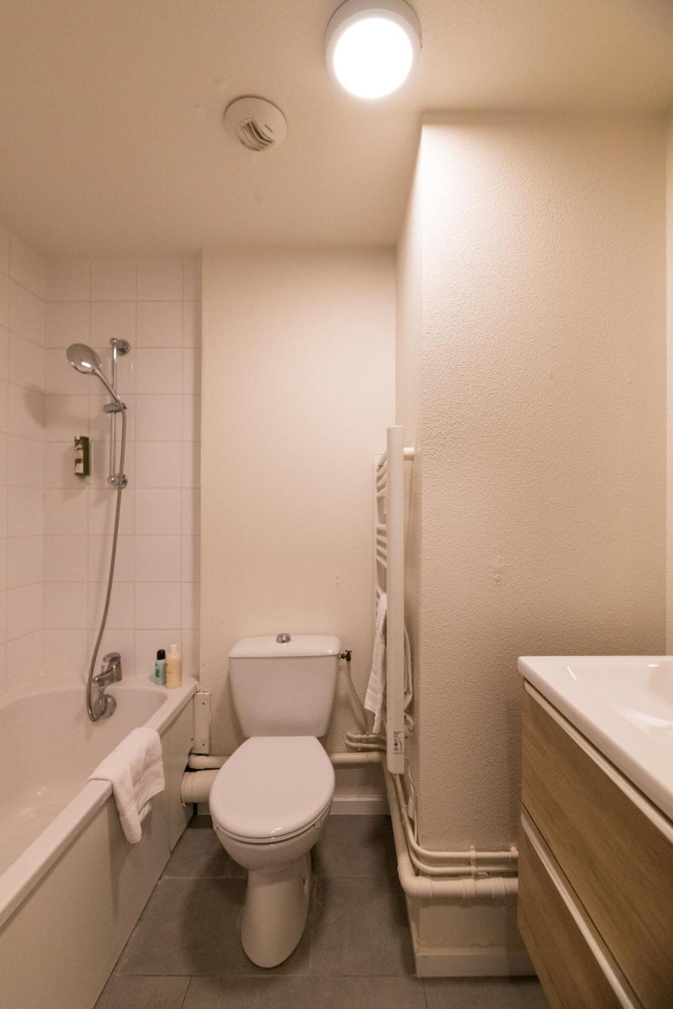 Studio Apartment,1444879939:JPEG