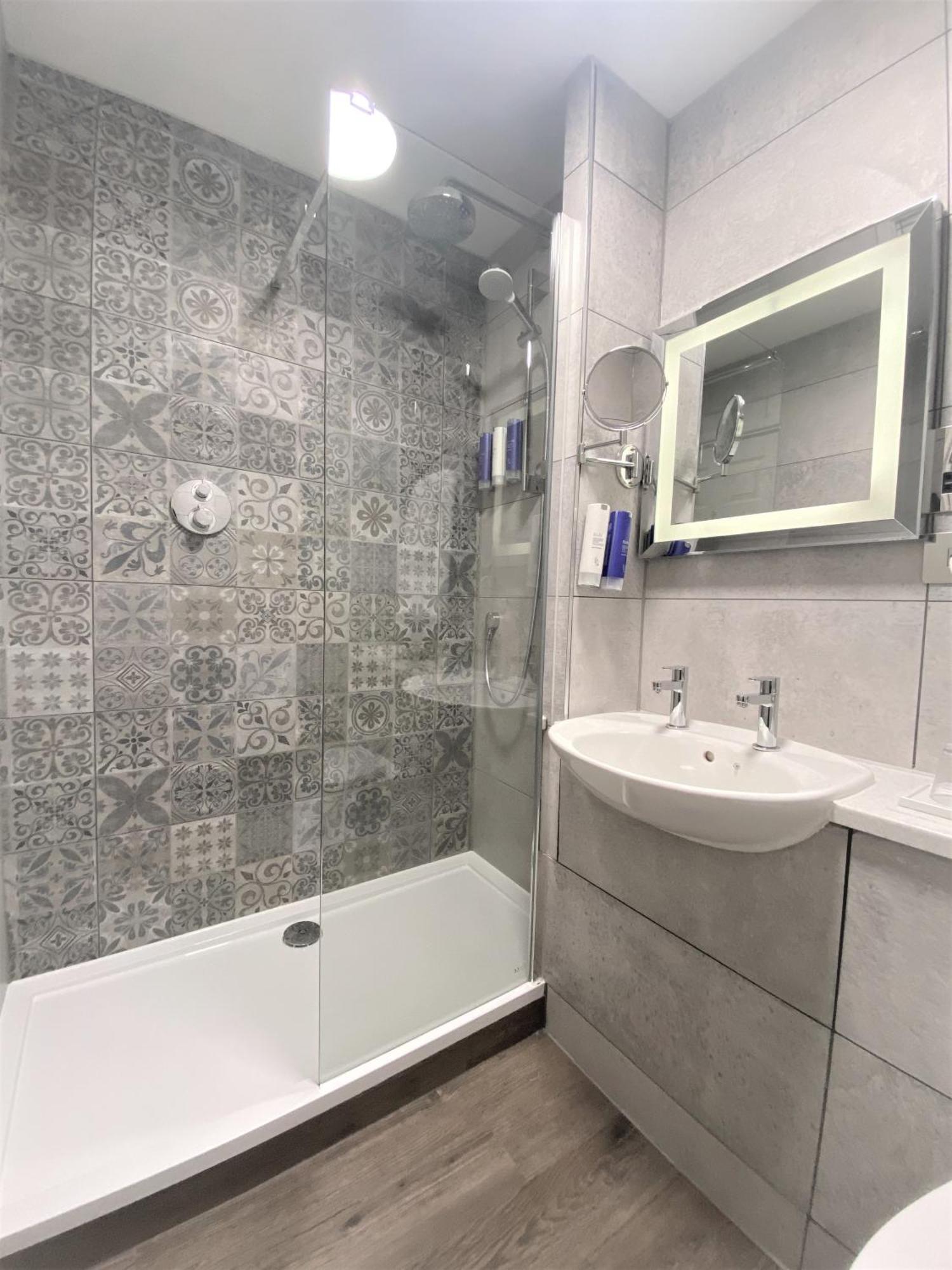 Premium Twin Room