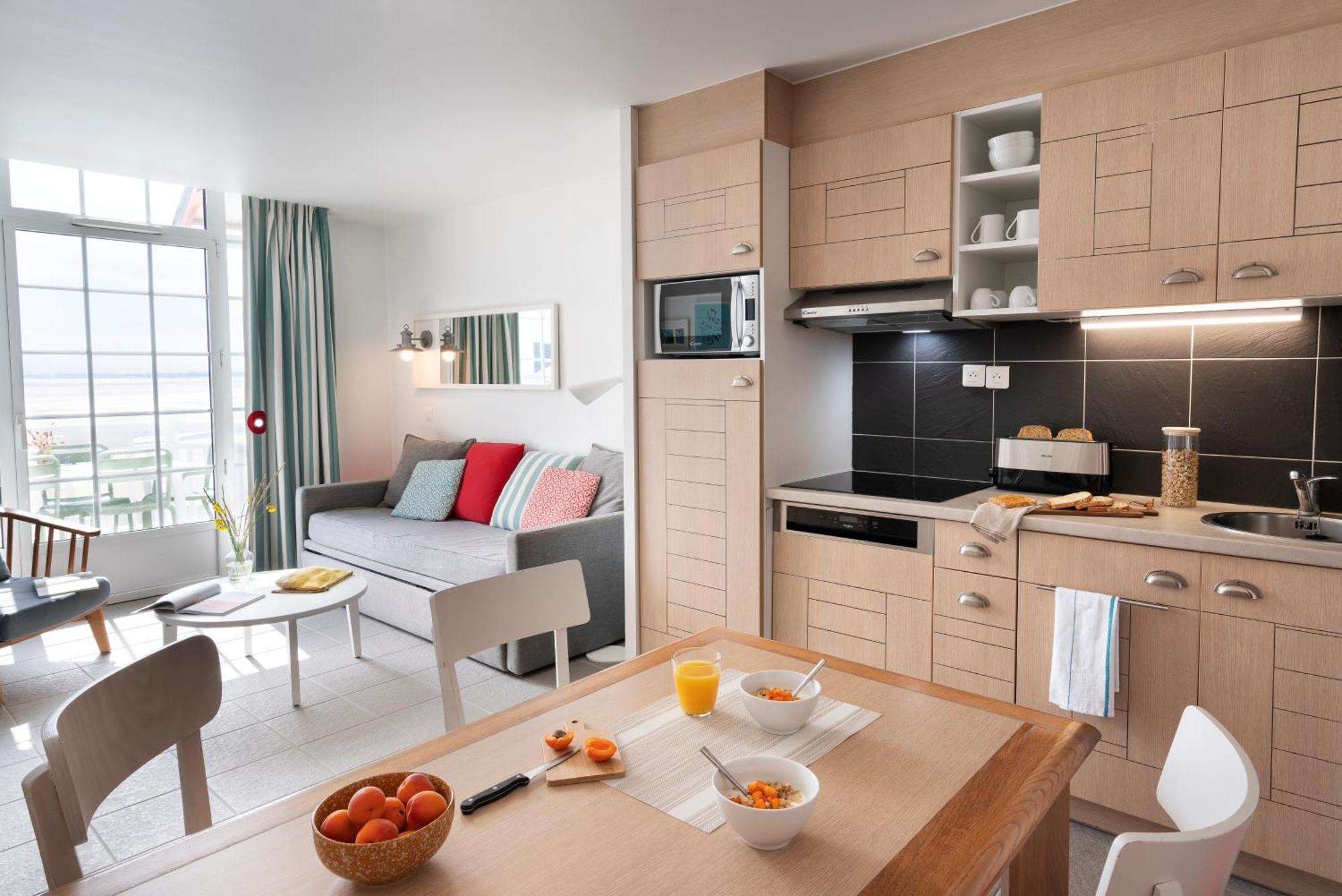 Two-Bedroom Duplex Apartment Sea View,1445778850:JPEG