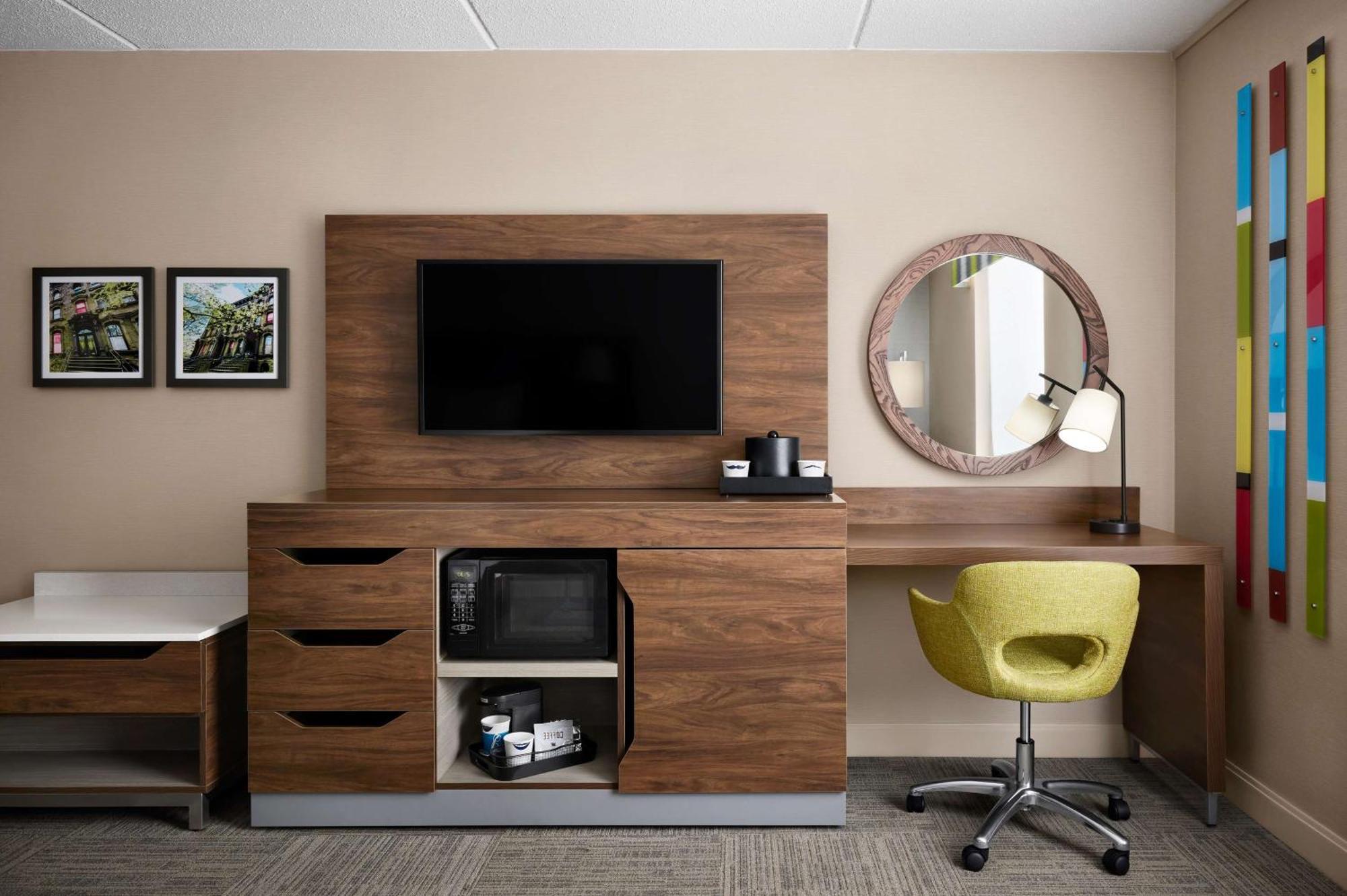 King Room - Mobility Access/Non-Smoking