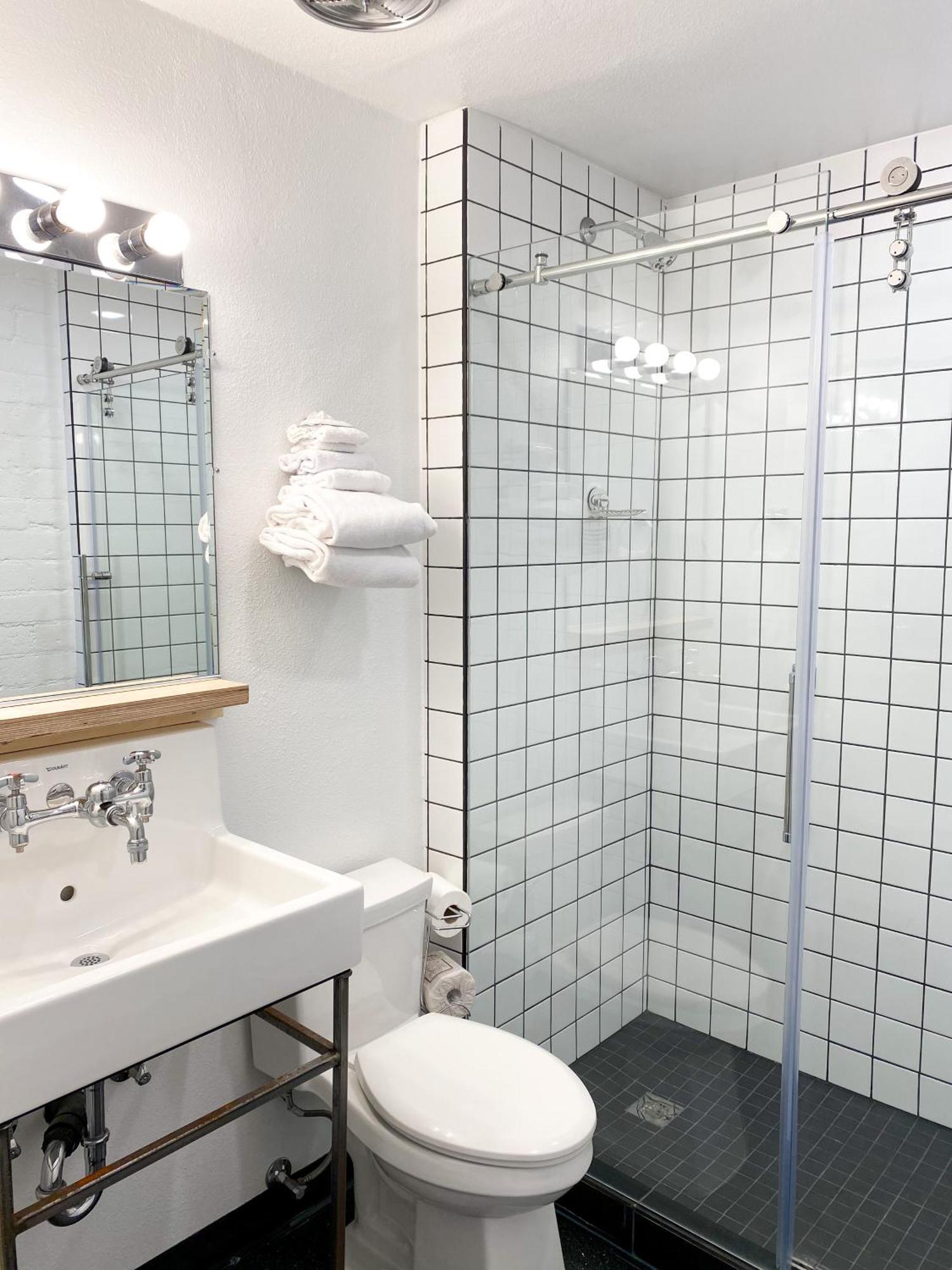 Queen Room Pet Friendly