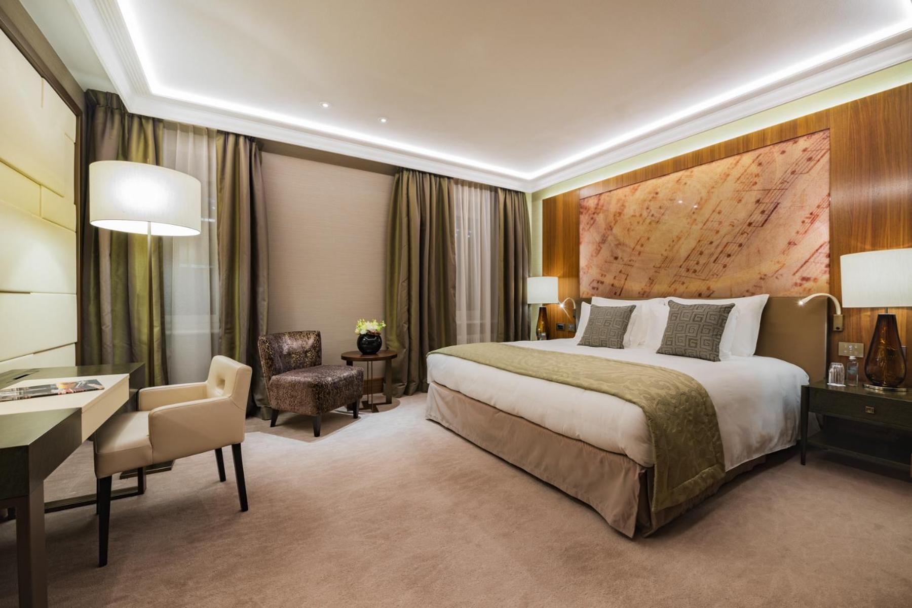 Superior Zimmer mit Kingsize-Bett