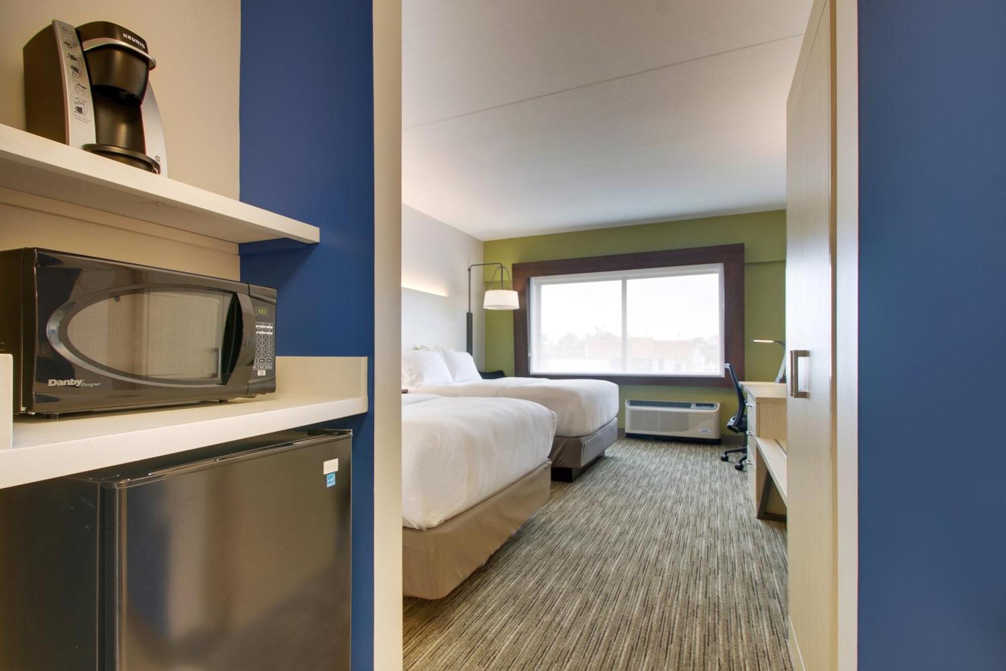 Standard Room Two Queen Beds