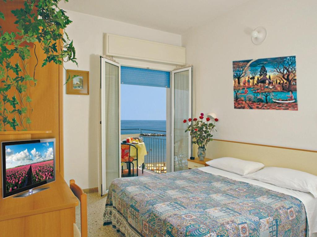 Camera Matrimoniale/Doppia con Letti Singoli con Vista Mare