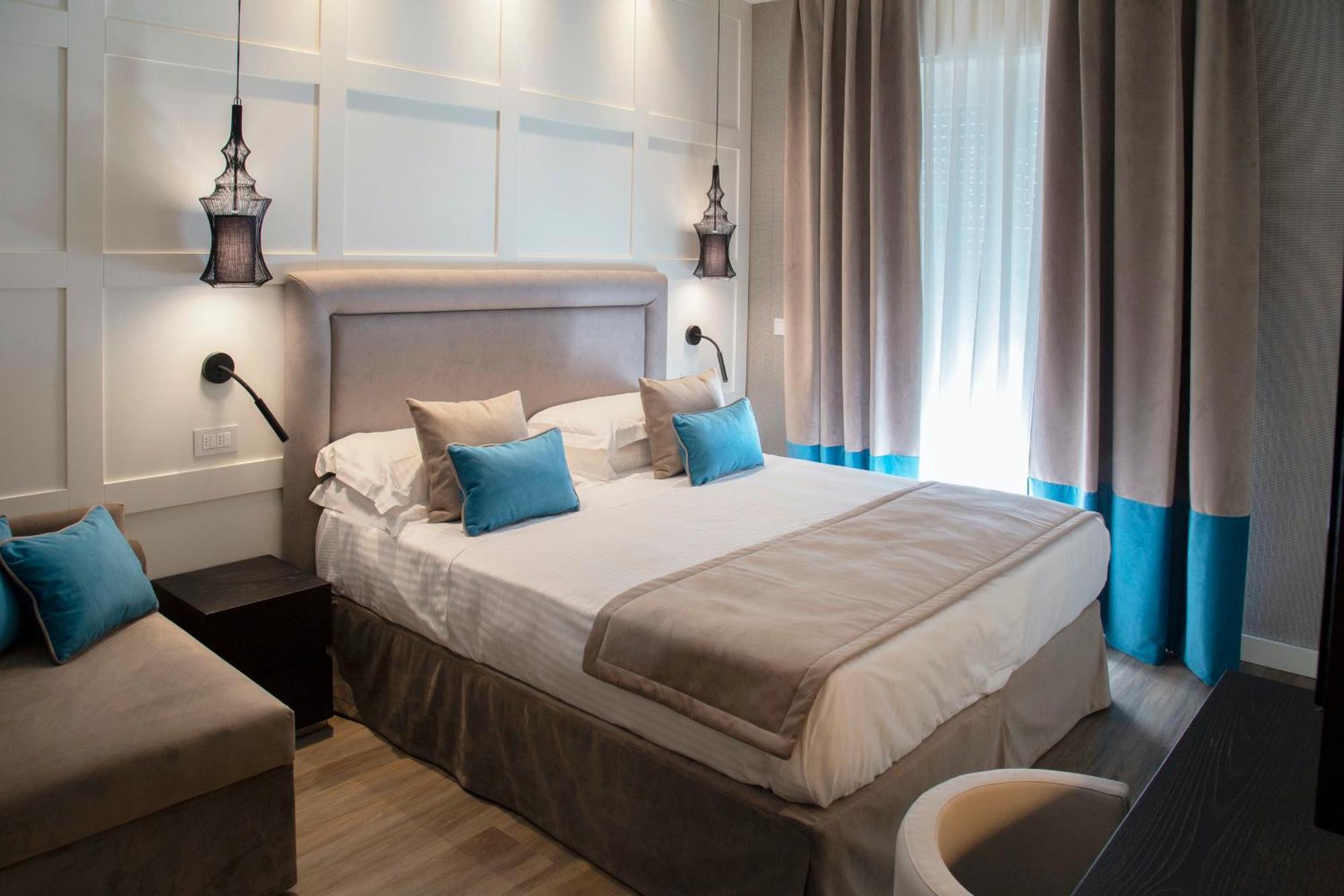 Junior Suite mit seitlichem Meerblick