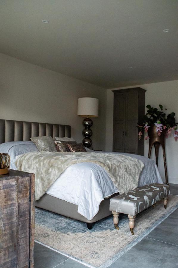 Deluxe Room,1469271770:JPEG