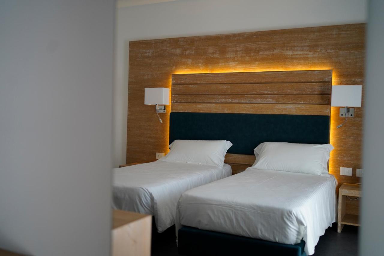 Double Room Balcony,1470027986:JPEG