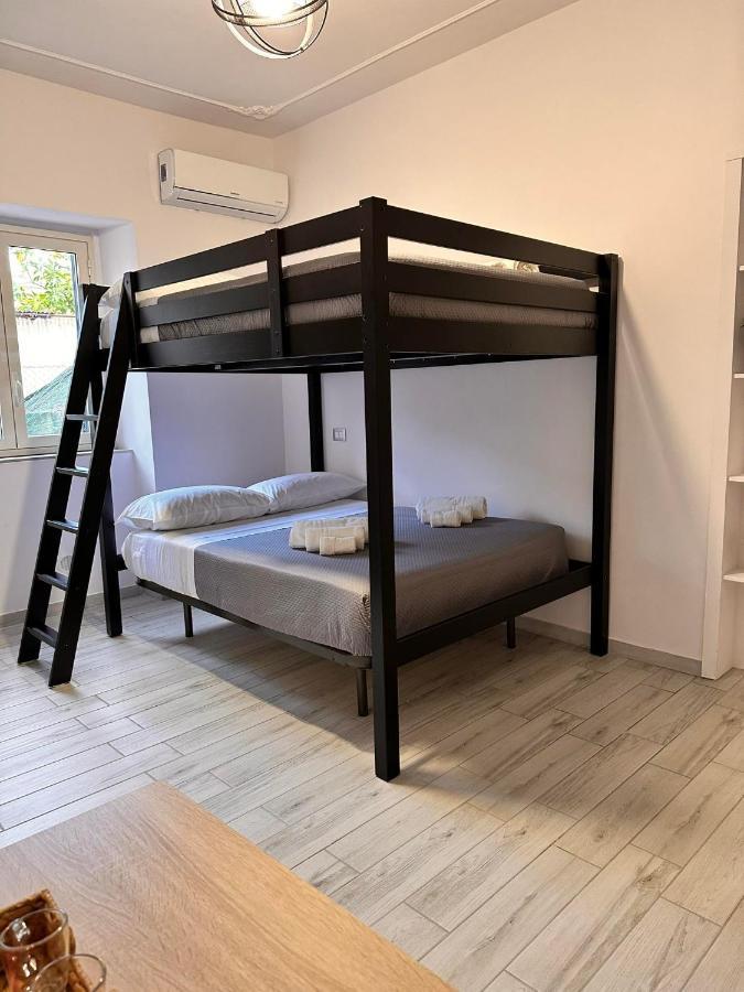 Quadruple Room Private Bathroom