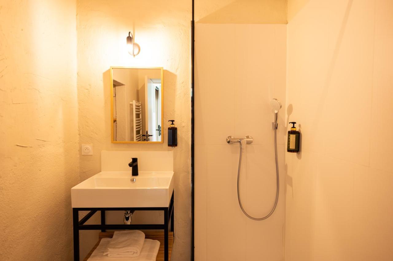 Standard Double Room,1469934785:JPEG