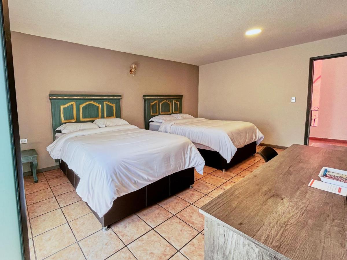 Habitación Doble con baño privado