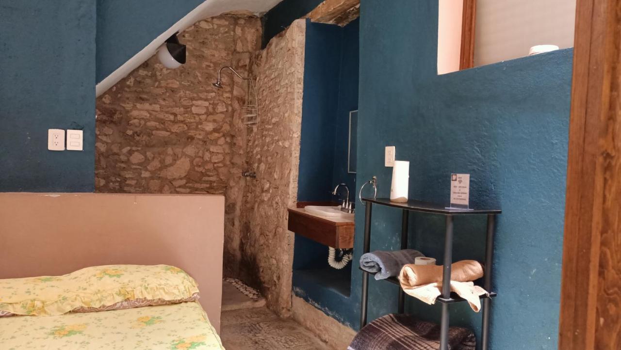 Double Room,1471702196:JPEG