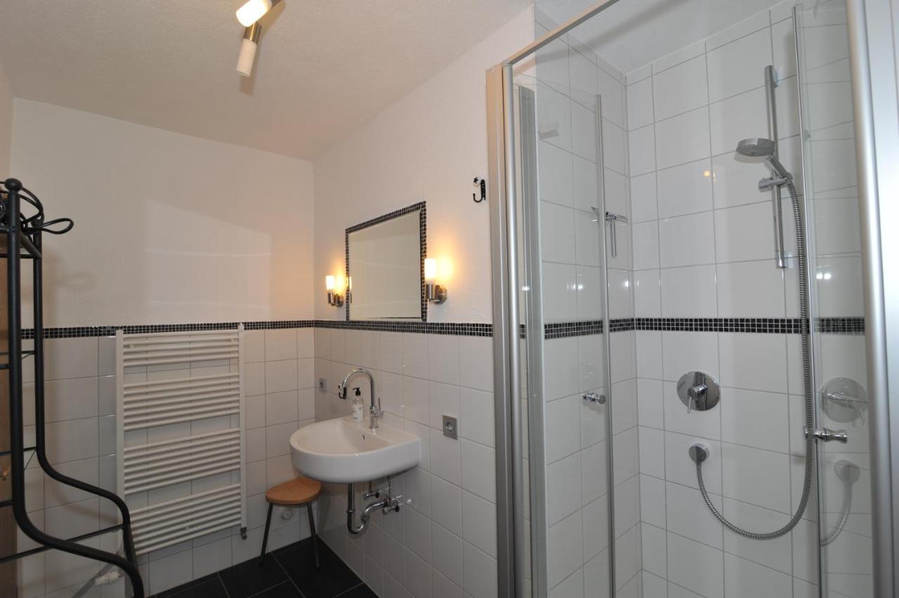 Apartment mit Balkon