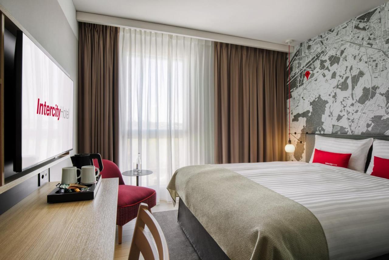 Double Room,1480135367:JPEG