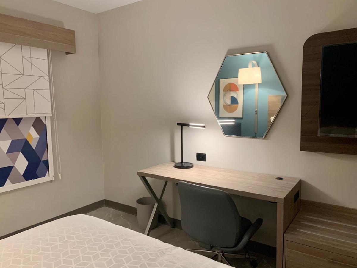 Habitación Estándar - Adaptada para personas con discapacidad - 1 cama extragrande