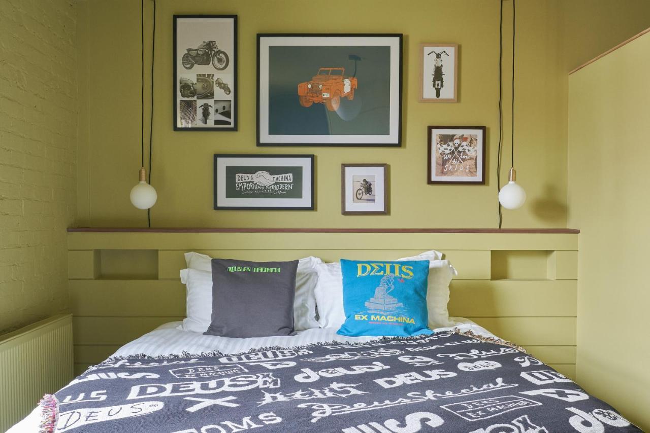Deluxe Queen Room,1485649342:JPEG