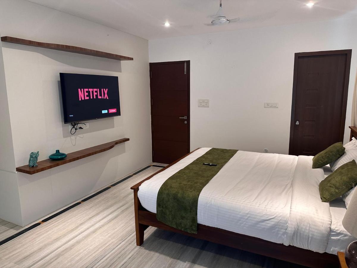 King Room with Balcony