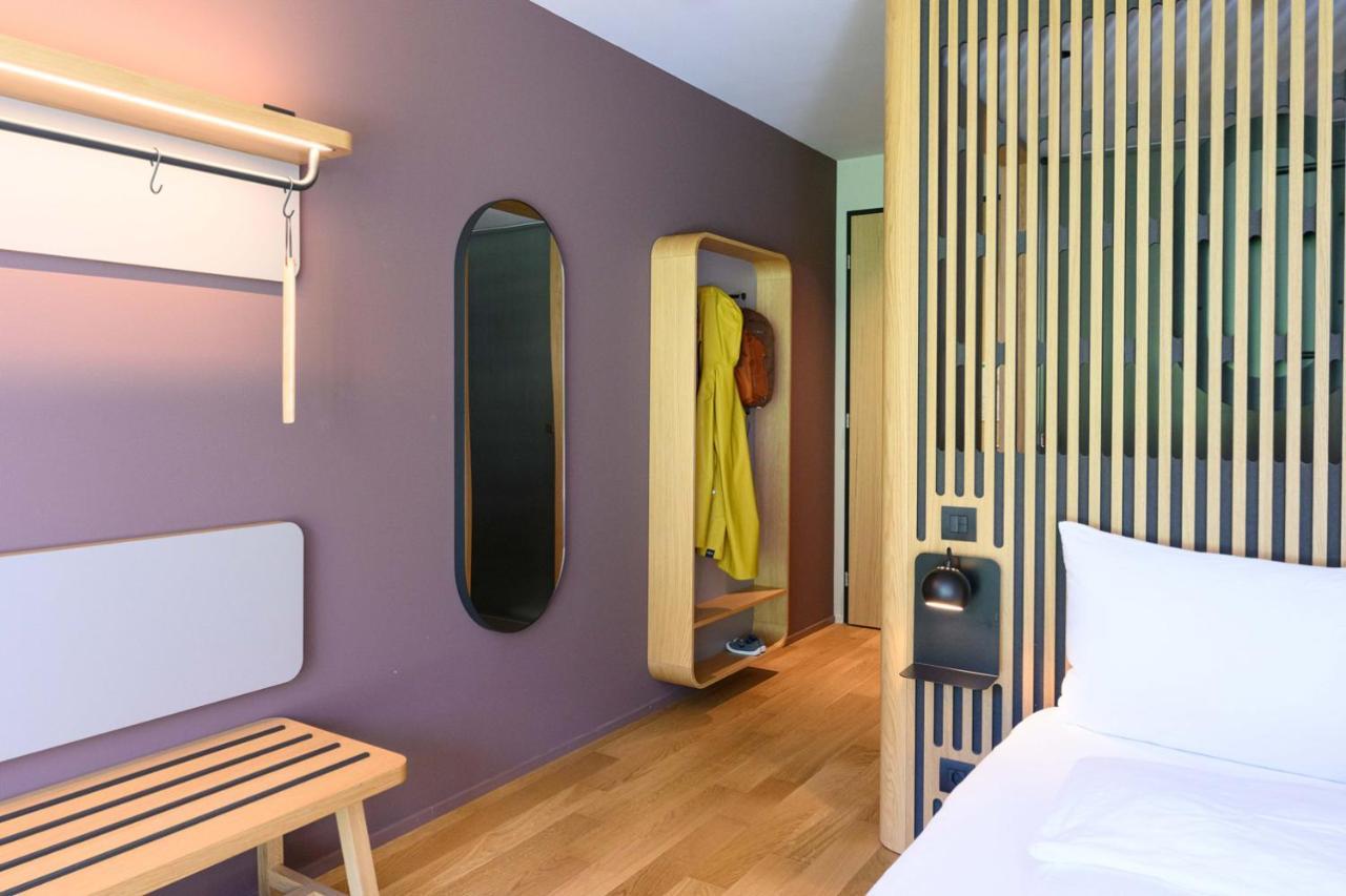 Standard Double Room,1488098917:JPEG