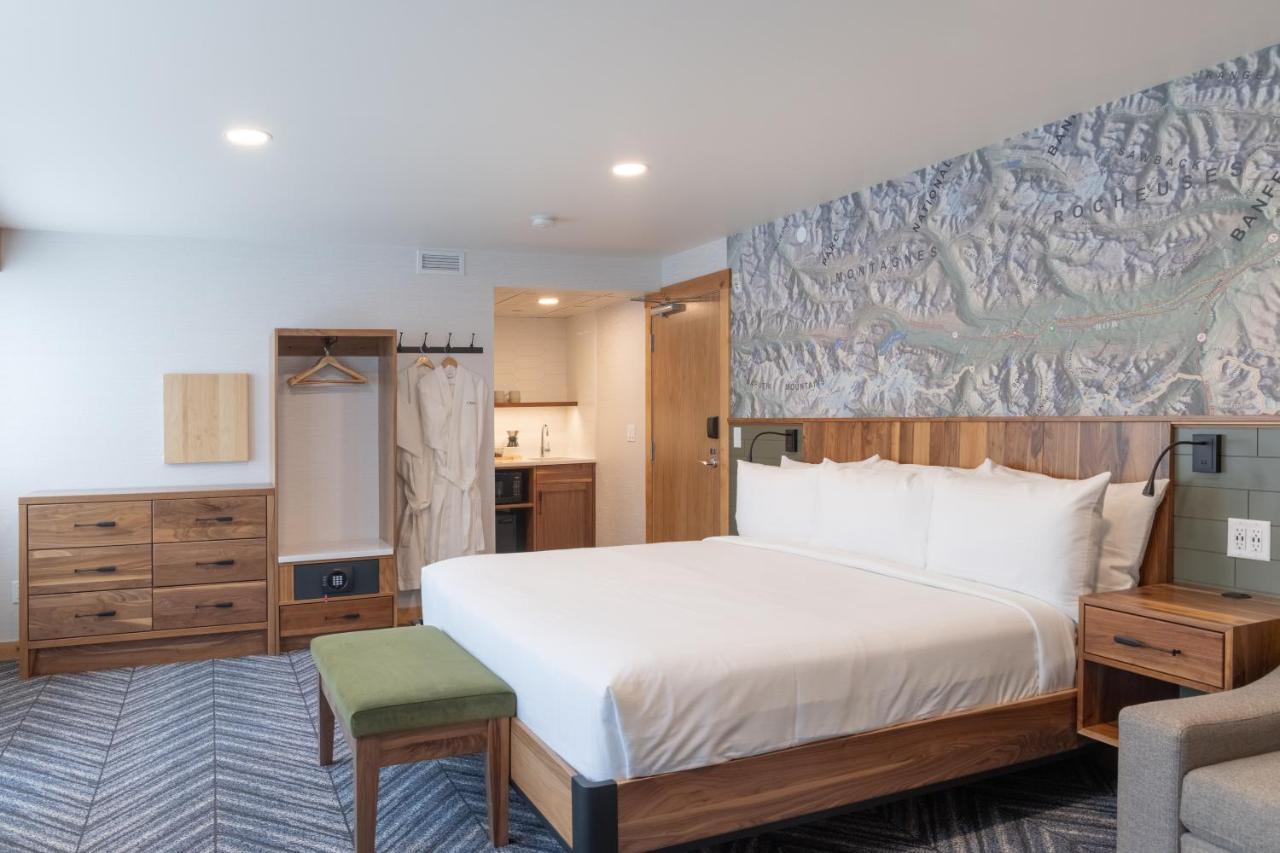 Superior King Suite