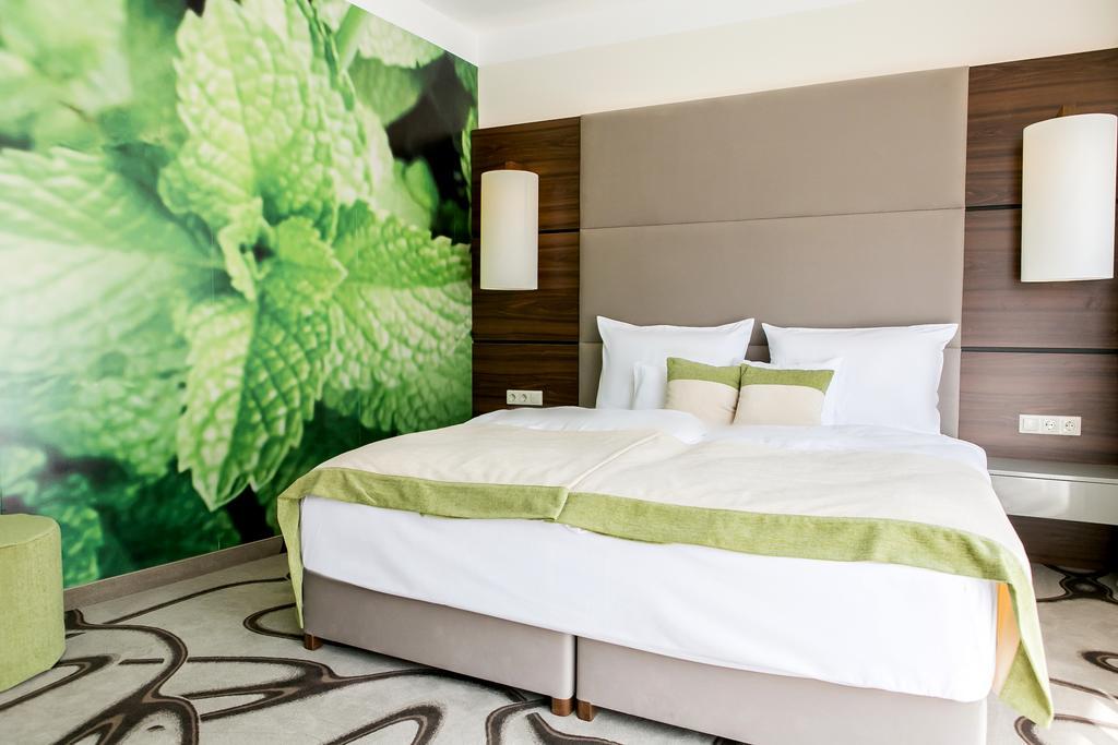 Superior Double or Twin Room Balcony Fragrance Room