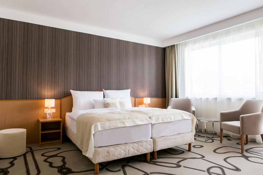 Standard Double or Twin Room Balcony Air Room