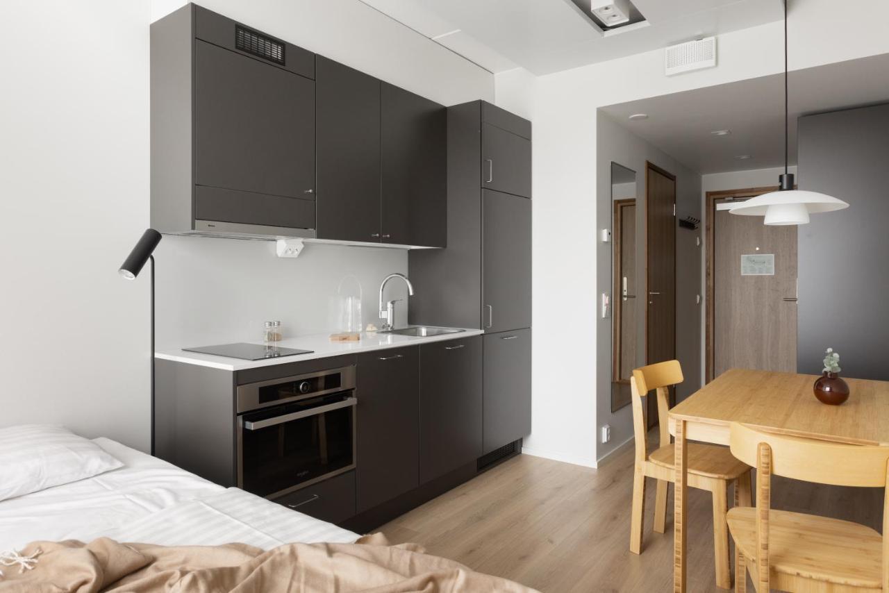 Compact-studio upper floors
