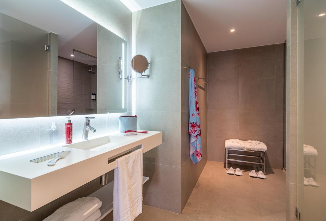 Suite com Vista Mar (2 Adultos + 2 Crianças)