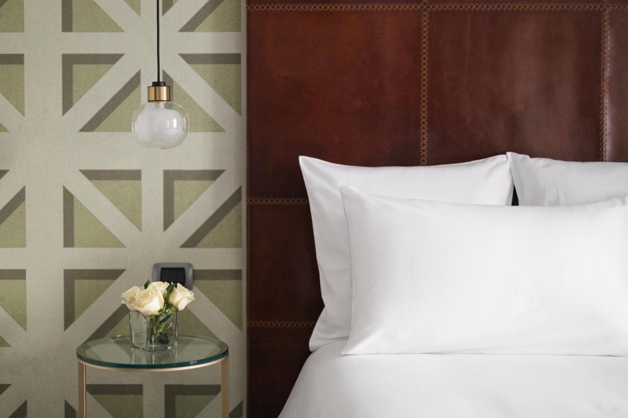 Premium Twin Room with Extra Bed